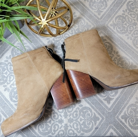 Jeffrey Campbell Rumble suede booties tan heel back zipper Size 8 - Picture 6 of 16